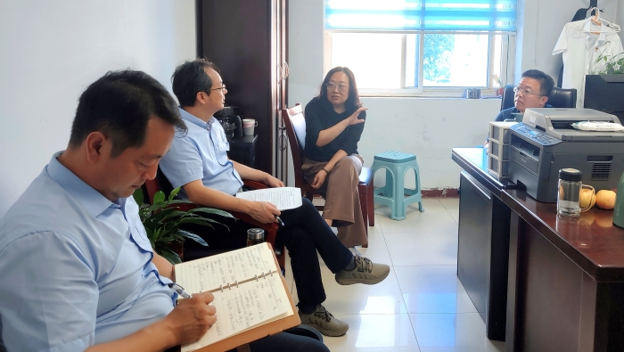 周迎新到邢台分中心召开养护工作座谈会