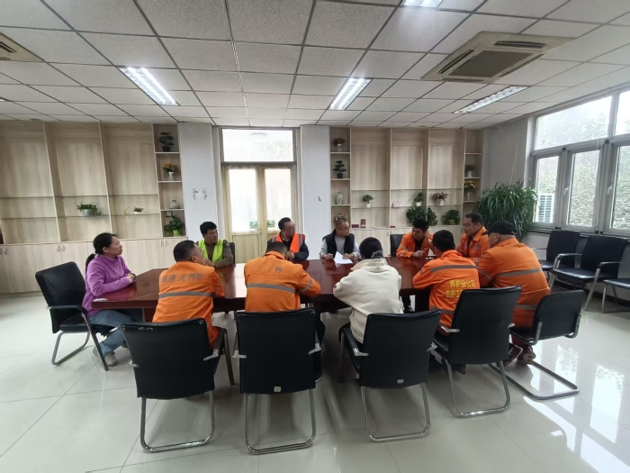 张家口分中心涞水西养护队：以训赋能强技能    筑牢冬季除雪保畅防线