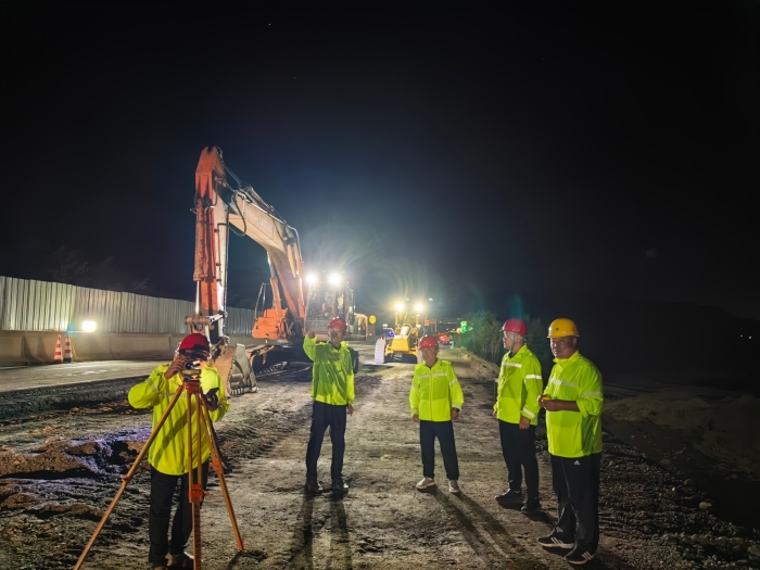 7c3dea1331360f69d6f972f736111cb2