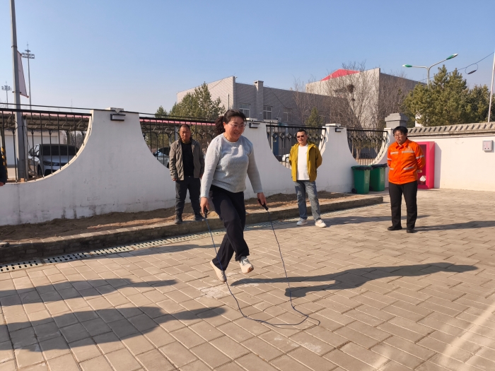 张家口分中心阳原养护队：举办春季趣味运动会  凝心聚力迎战施工季节2