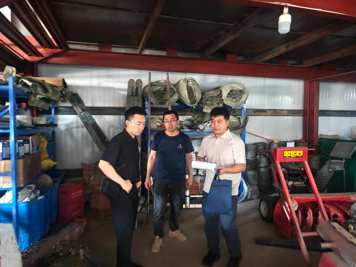 19筑牢防汛安全线 物资保障不松懈 —— 养护分公司物资管理部检查指导防汛物资储备工作