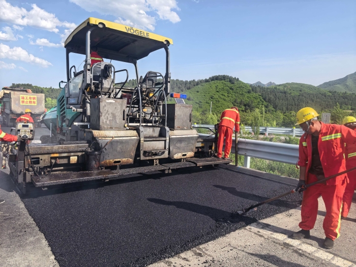 提质增效践初心 匠心养护保畅通——延崇高速2026年路面病害处治、涵洞加固工程圆满完工2